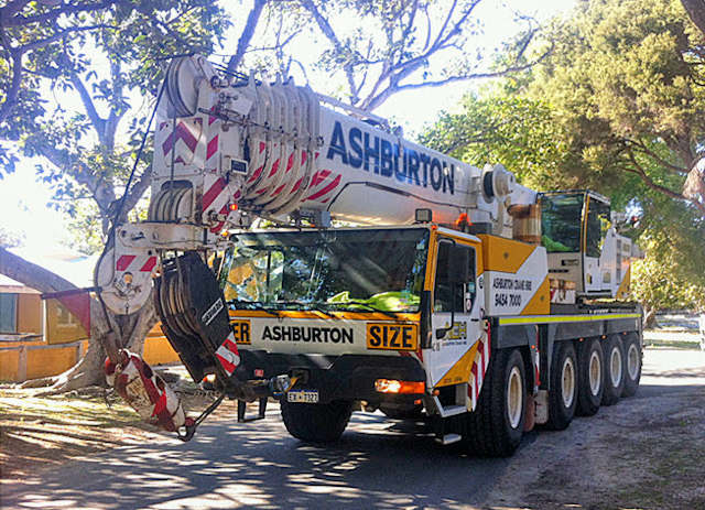 Crane logistics infrastructure Rottnest island.